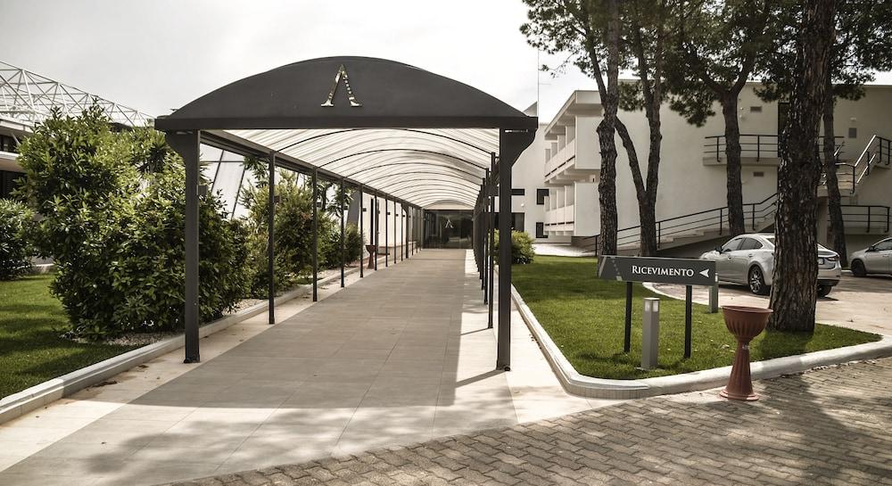 D'Aragona Lifestyle Hotel 콘베르사노 외부 사진