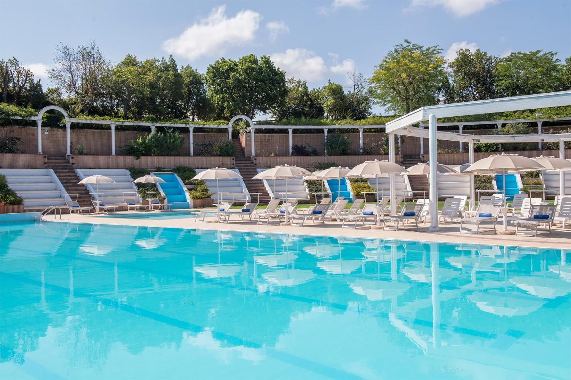 D'Aragona Lifestyle Hotel 콘베르사노 외부 사진