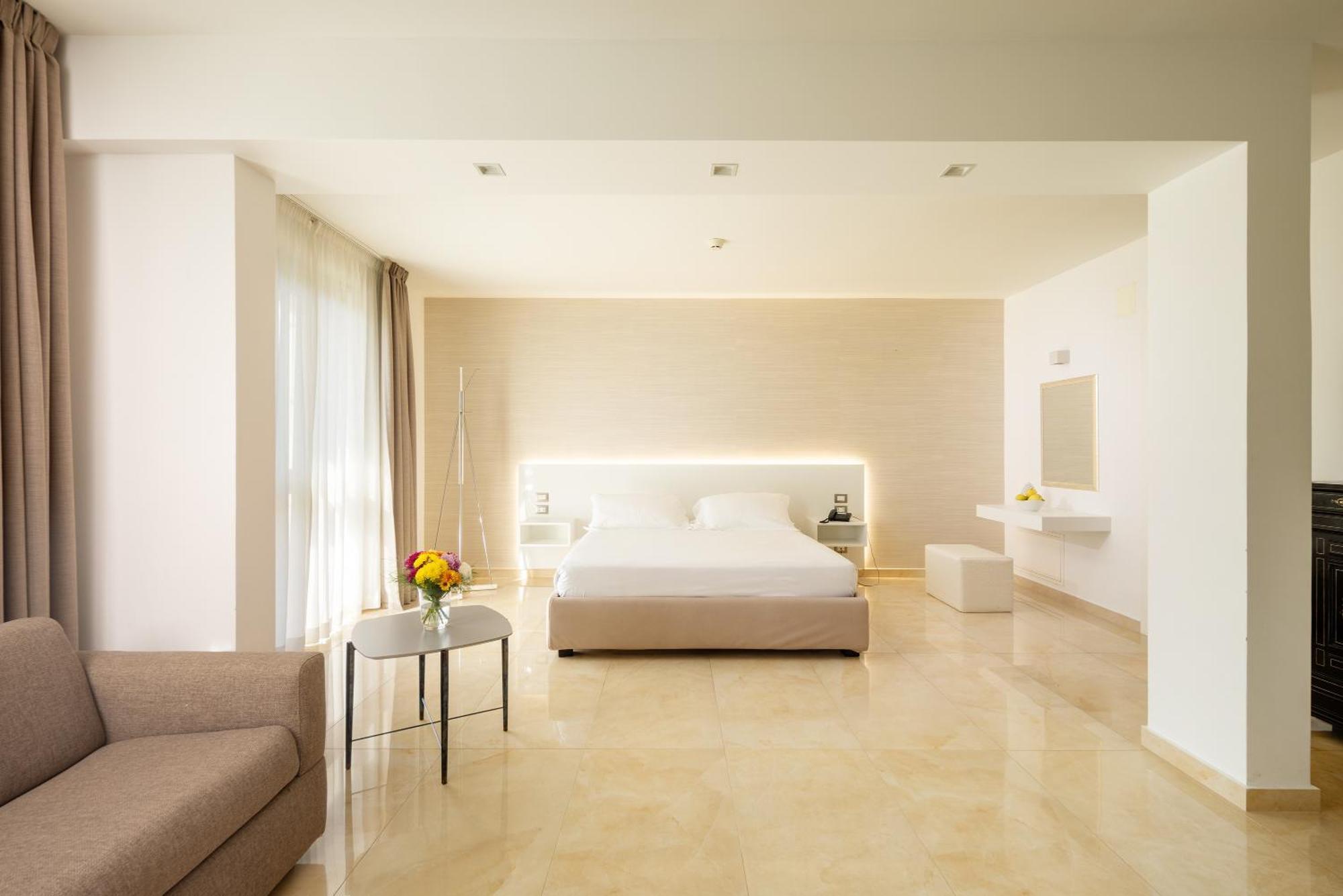 D'Aragona Lifestyle Hotel 콘베르사노 외부 사진