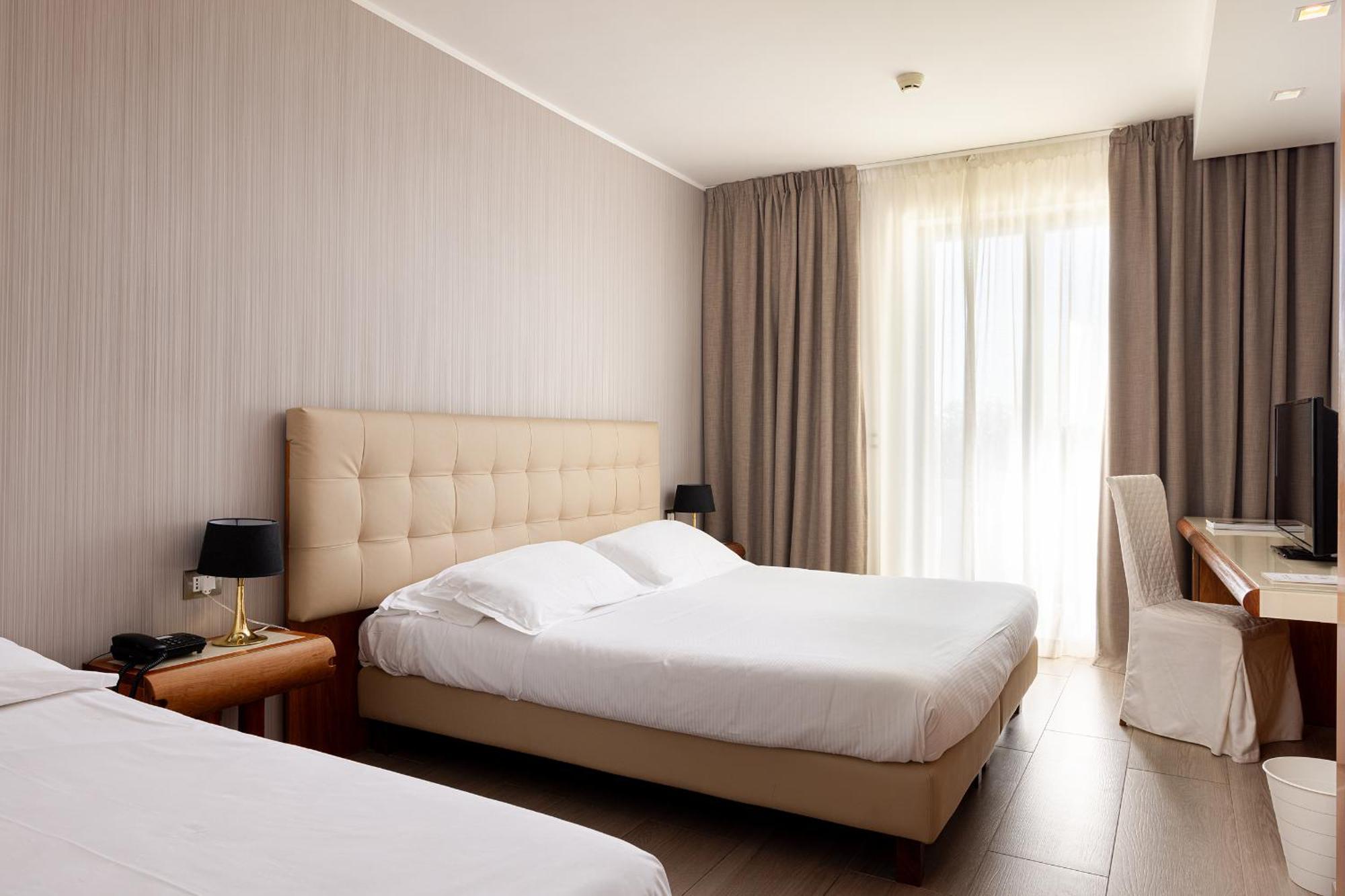 D'Aragona Lifestyle Hotel 콘베르사노 외부 사진