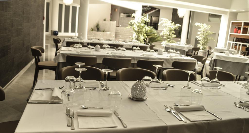 D'Aragona Lifestyle Hotel 콘베르사노 외부 사진
