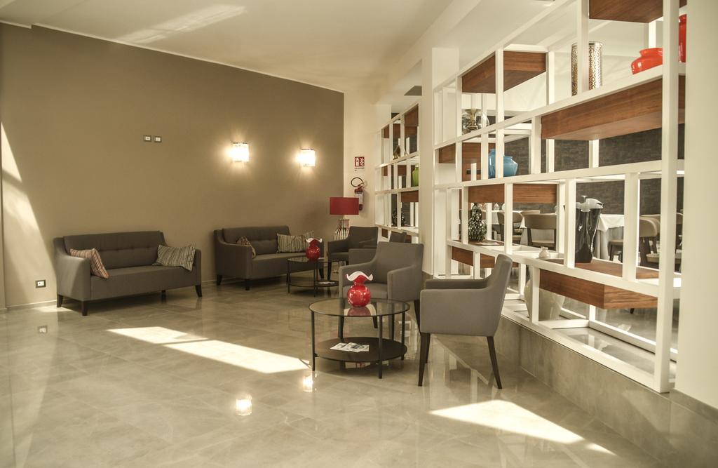 D'Aragona Lifestyle Hotel 콘베르사노 외부 사진